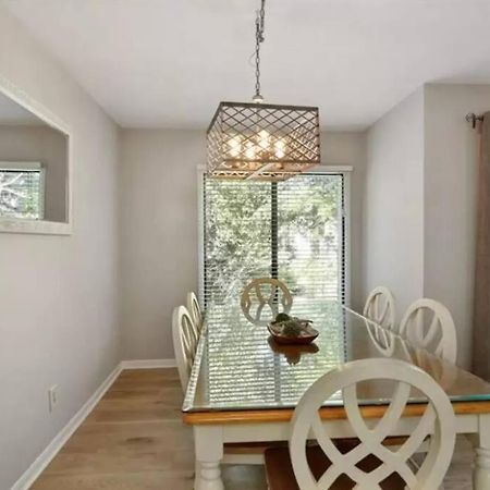 Вілла New Pics! Harbour Town 3Br/3Ba - Pool Access - Book Now Гілтон-Гед-Айленд Екстер'єр фото