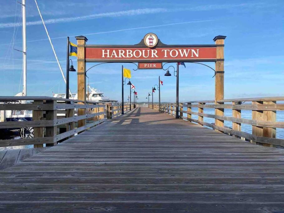 Вілла New Pics! Harbour Town 3Br/3Ba - Pool Access - Book Now Гілтон-Гед-Айленд Екстер'єр фото