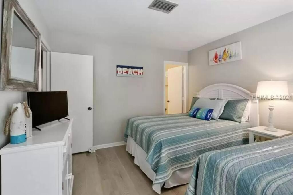 Вілла New Pics! Harbour Town 3Br/3Ba - Pool Access - Book Now Гілтон-Гед-Айленд Екстер'єр фото