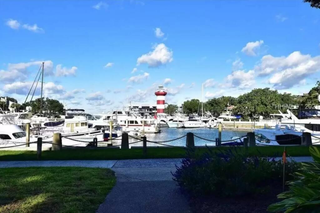 Вілла New Pics! Harbour Town 3Br/3Ba - Pool Access - Book Now Гілтон-Гед-Айленд Екстер'єр фото