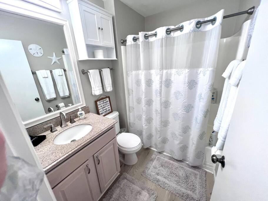 Вілла New Pics! Harbour Town 3Br/3Ba - Pool Access - Book Now Гілтон-Гед-Айленд Екстер'єр фото