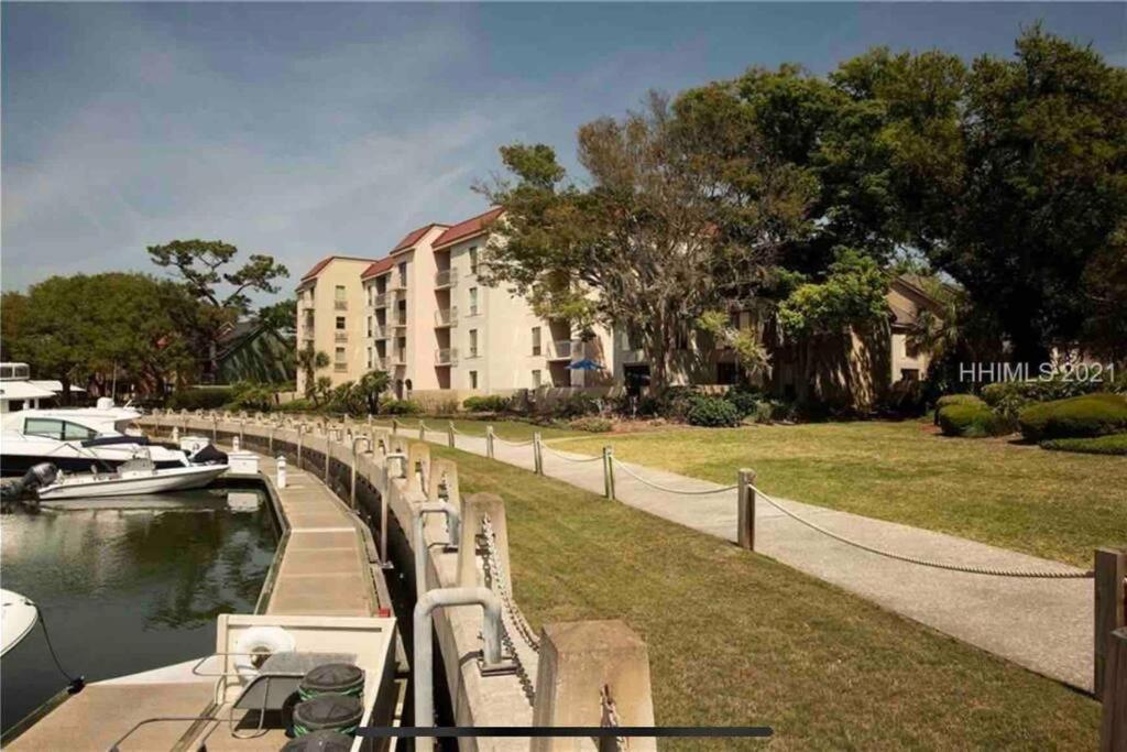 Вілла New Pics! Harbour Town 3Br/3Ba - Pool Access - Book Now Гілтон-Гед-Айленд Екстер'єр фото