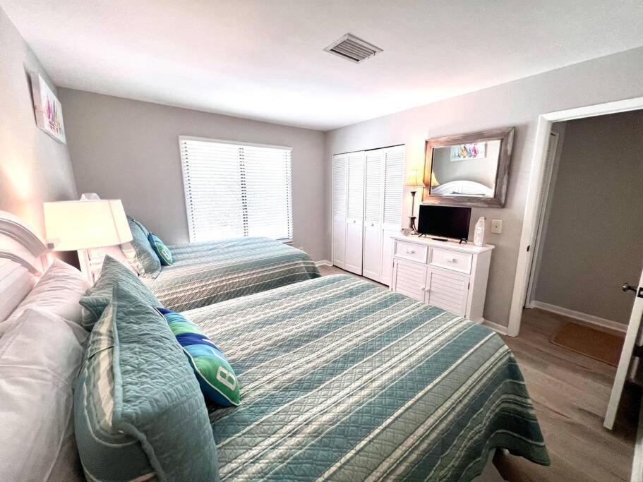 Вілла New Pics! Harbour Town 3Br/3Ba - Pool Access - Book Now Гілтон-Гед-Айленд Екстер'єр фото