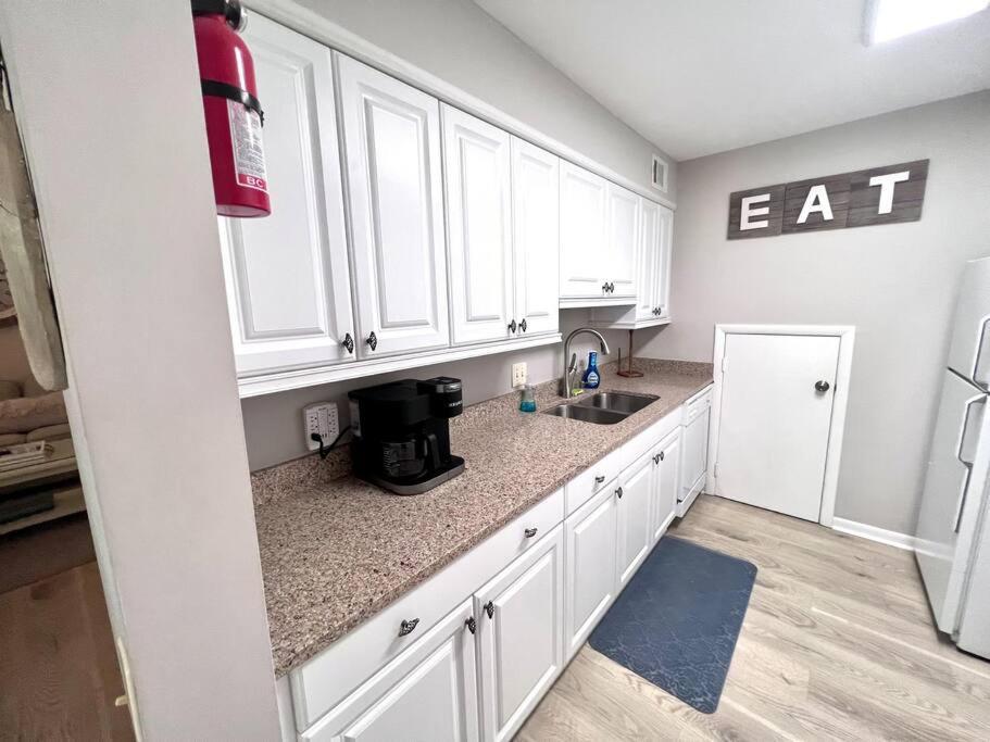 Вілла New Pics! Harbour Town 3Br/3Ba - Pool Access - Book Now Гілтон-Гед-Айленд Екстер'єр фото